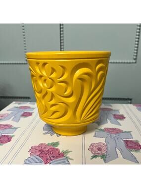 Vintage Yellow Phillips 66 Planter Flower & Curlicue Design – Grandmacore